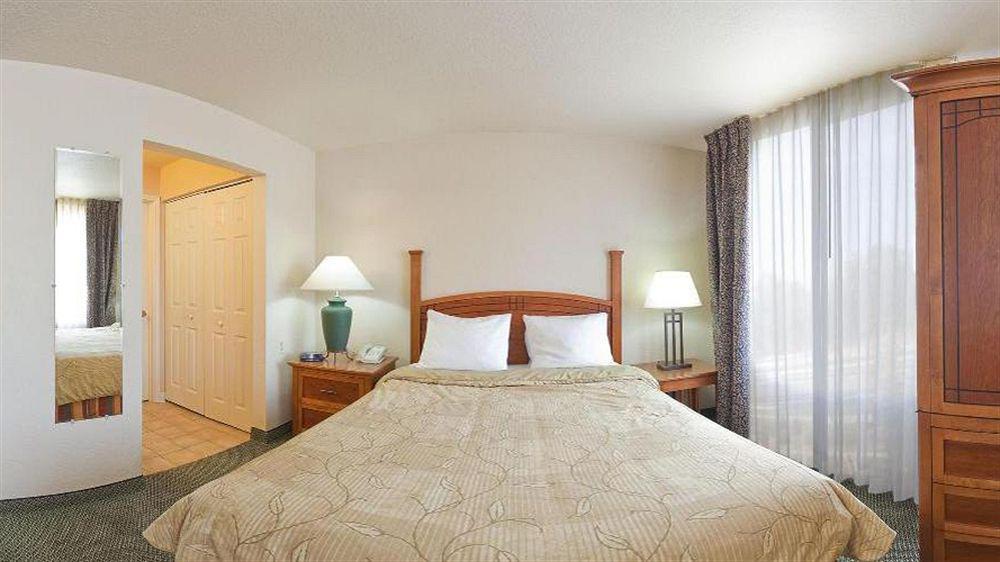 Staybridge Suites Lincolnshire By Ihg Kültér fotó